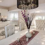 Apartament De Luxe
